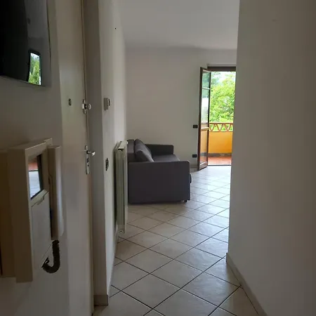 Vecchio Portale *