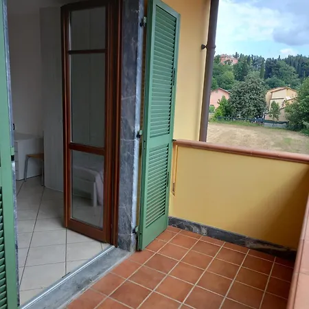 Apartment Vecchio Portale Carrara